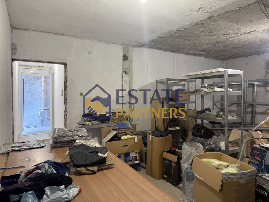 Склад в Пловдив, област-с.Радиново площ 201 цена 94000