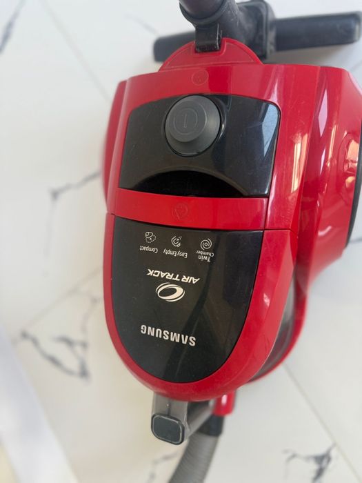 Пылесос сатылады