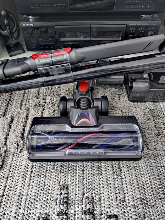 Dyson v15 detect fluffy, garanție 11.2027