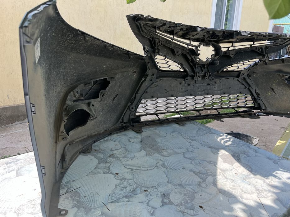 Бампер на камри 75