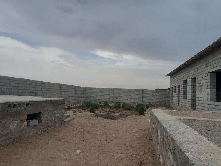 Farxod sabxoʻz 2017 katej tepasida yer uchaskasi  sotiladi