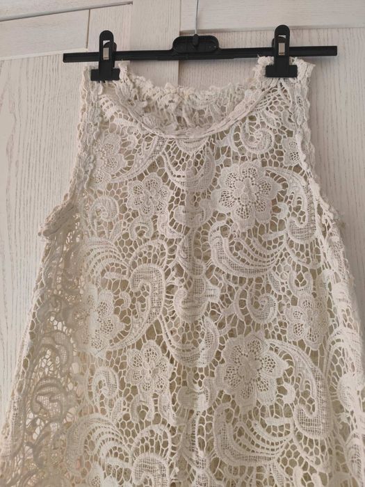 Дантелена рокля-туника