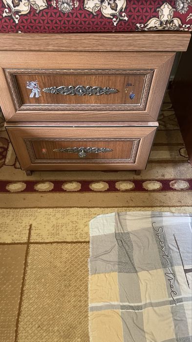 Spalny garnitur bez matrasa sostoyanie sredny