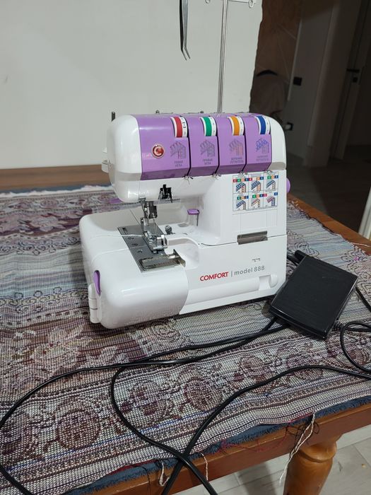 продам оверлог машинку