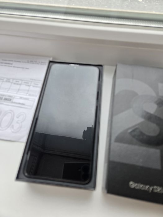 Продам Samsung Galaxy S21+ Plus 5G