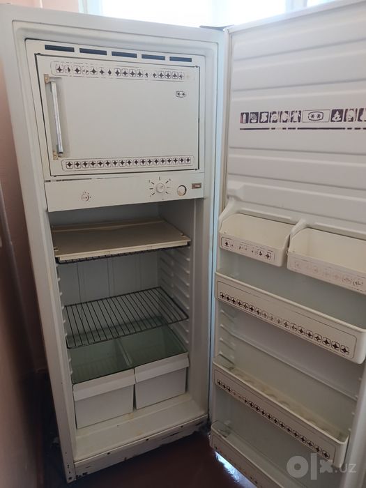 Продается холодильник Сино, работает отлично