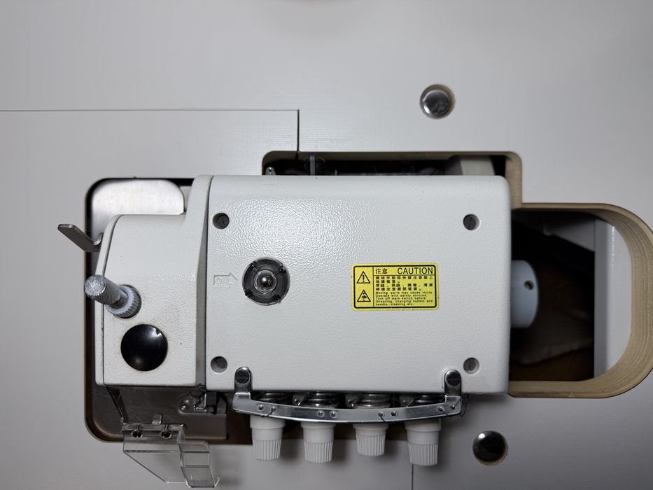 Masina cusut Juki MO-6816S