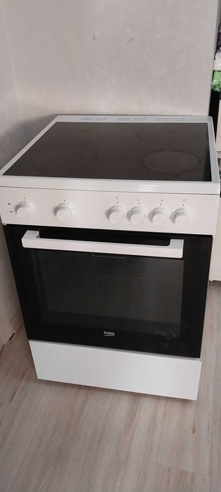 Плита Beko электрическая
