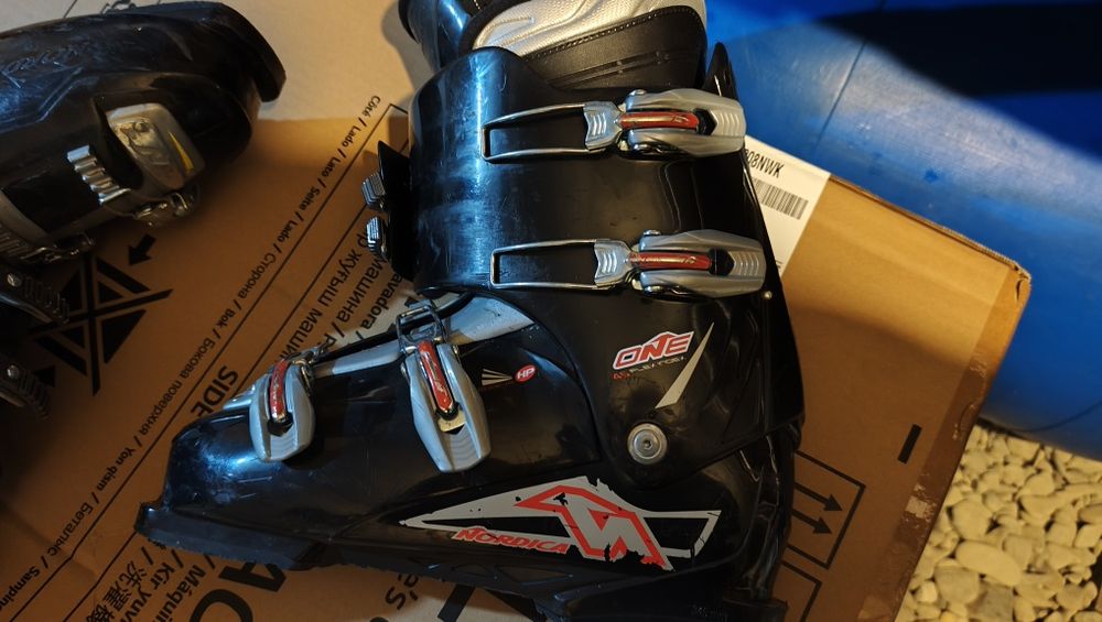 Clapari Nordica One Flex 45 mărimea 29.5 - 30 ( 45 la incaltaminte )