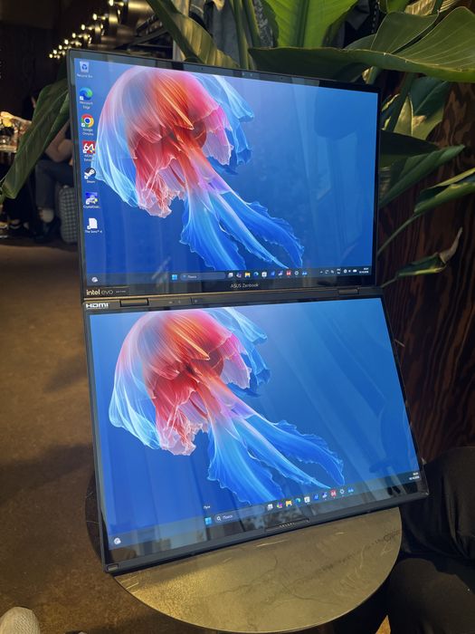ASUS Zenbook Duo 120hz Oled 9-285h 32/2Tb