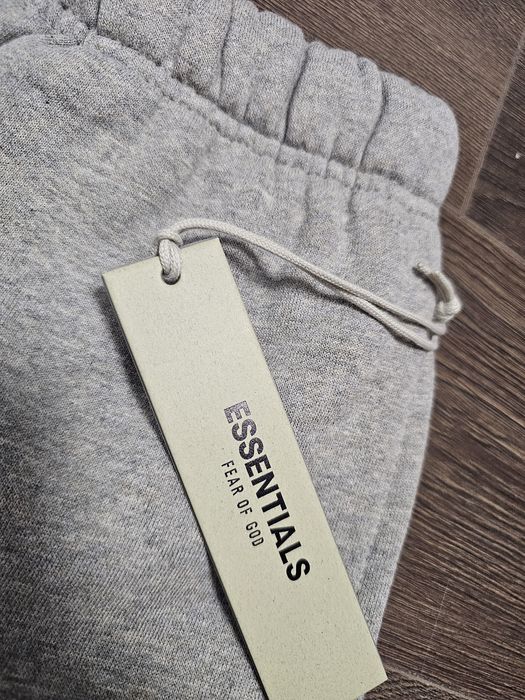 Pantaloni scurti Essentials