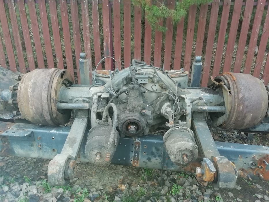 Скания111  гурзовой задний мост зборий  сотилади