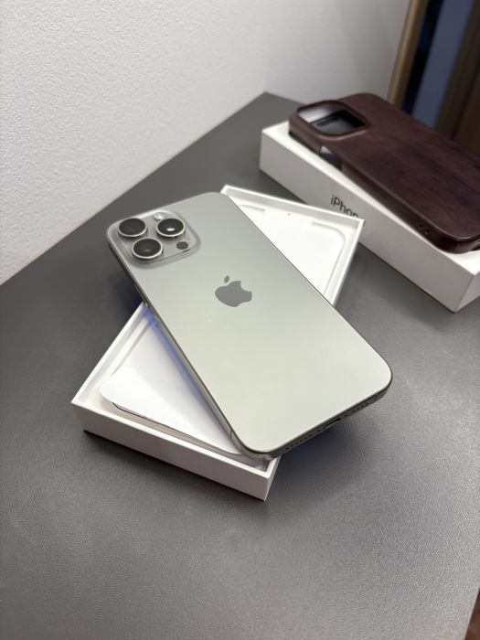 Iphone 15 pro max емкость90%