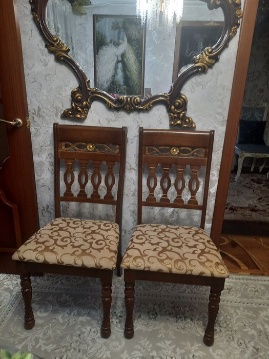 Стулья деревянные