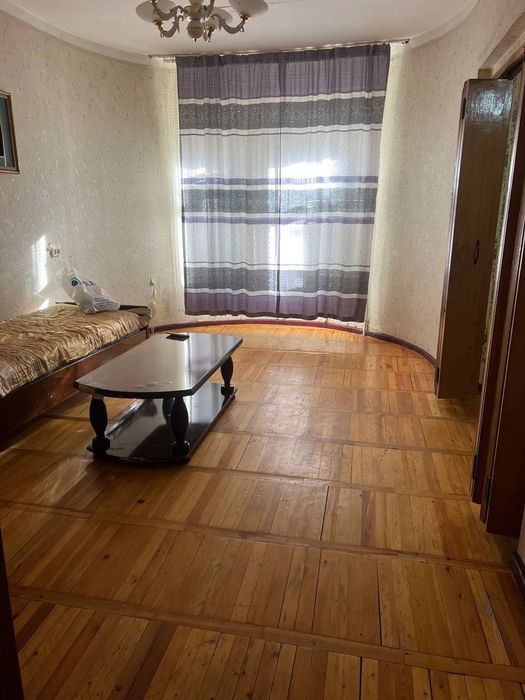 Ижарага Юнусабадда  1  хона уй  берилади