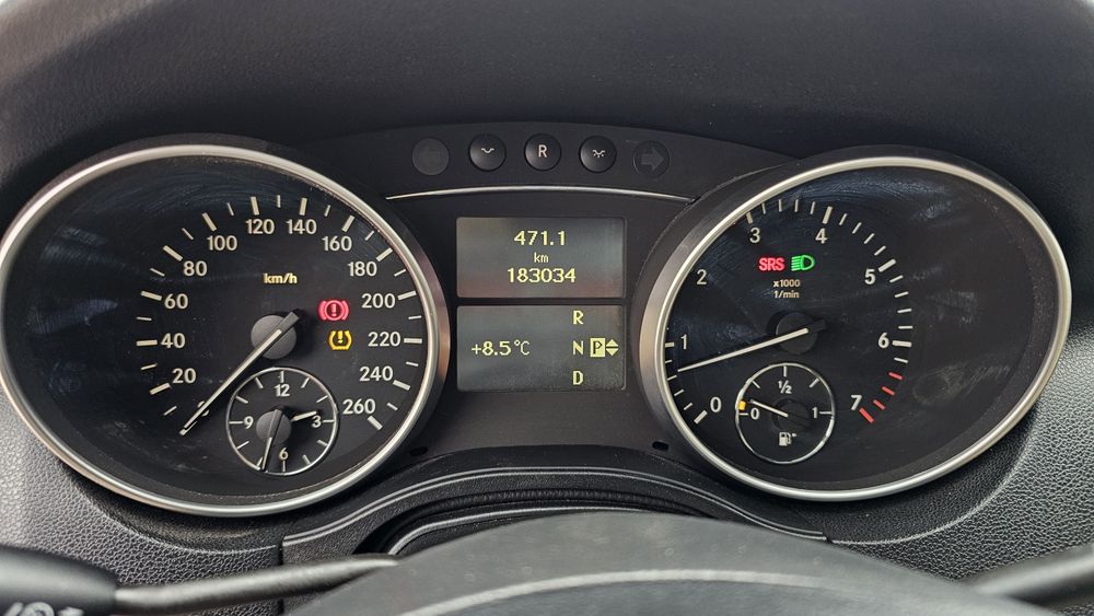 Ceasuri de bord Mercedes-Benz ML W164 2011