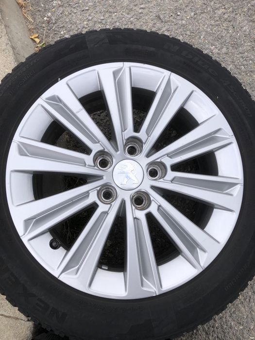 Оригинални лети джанти Peugeot 308 16” + всесезонни гуми Nexen