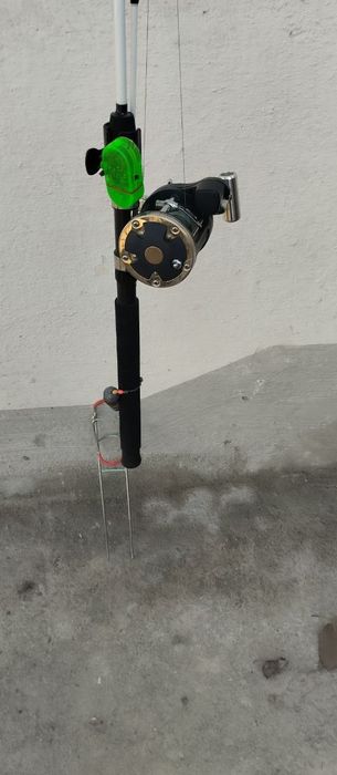 Кармок комплект сотилади