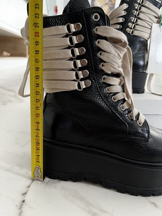 Bocanci noi marimea 36