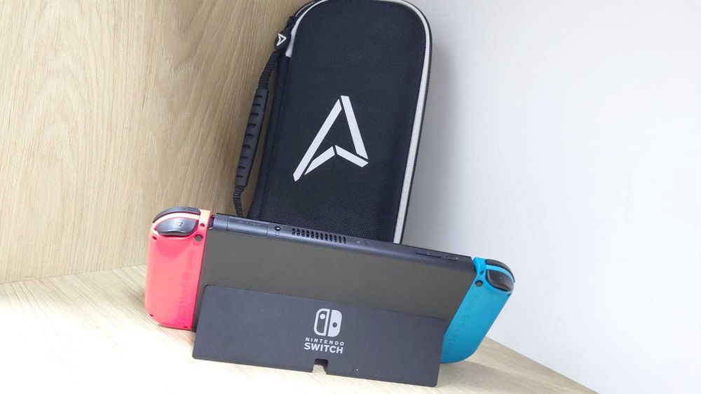 NINTENDO SWITCH V2, SN- XTJ70014950691/Fin X Amanet cod 125013