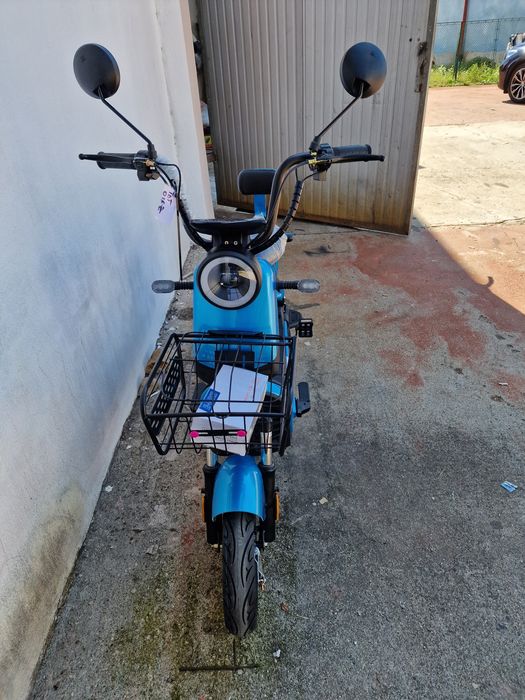 Scuter electric, moped, bicicleta electrica Cod 016Zlectrica 500W 48V