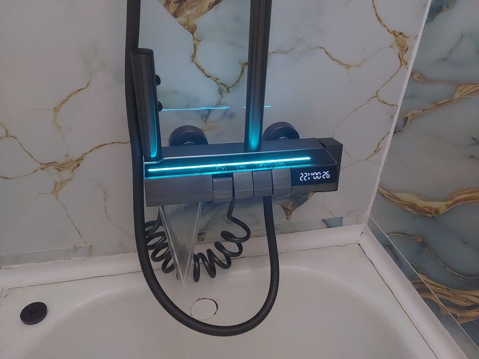 Sistem de duș smart!