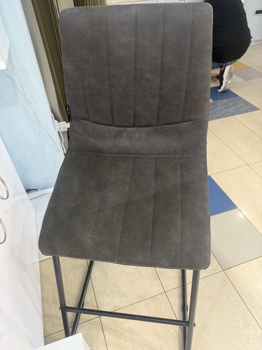 Бар стол и маса за кафе