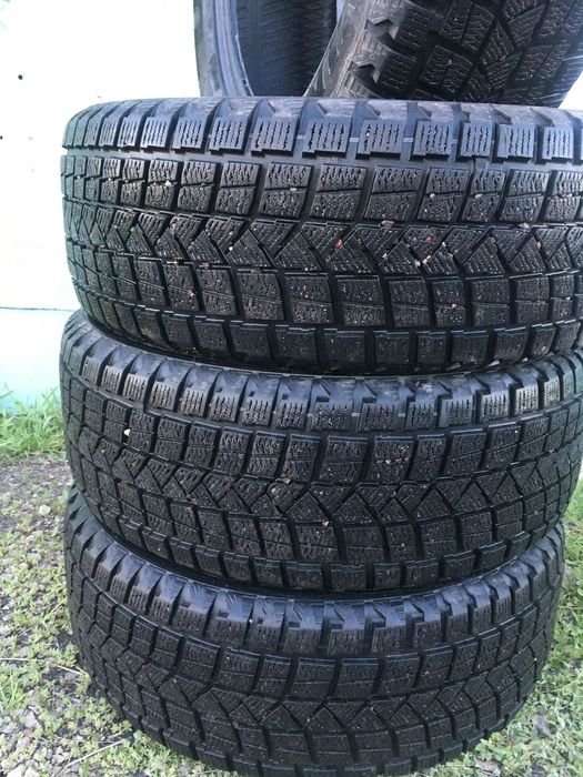 Зимние шины 235/55 R 18