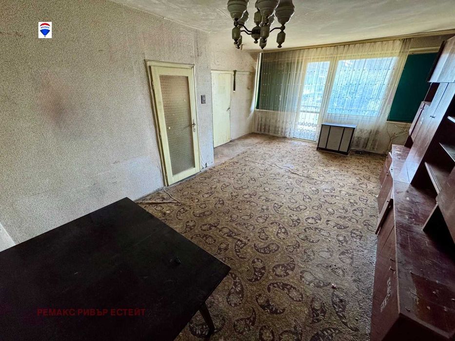 Тристаен апартамент за продажба кв. Широк център