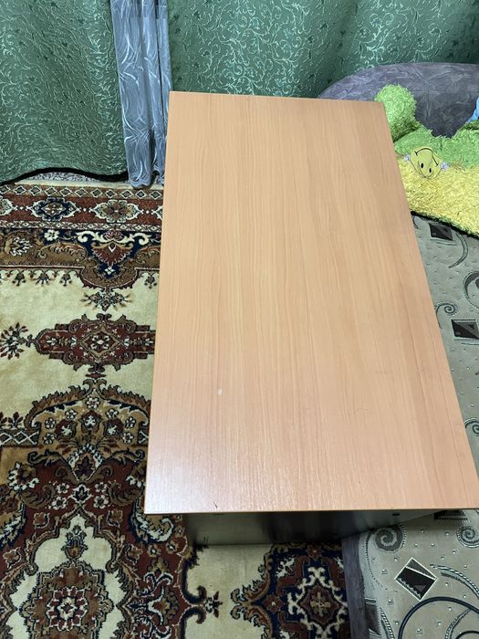 Парта(компьютерный стол )