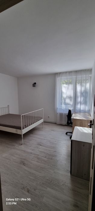 Inchiriere apartament 3 camere 7 noiembrie.For rent 2 bedrooms,1 living room,2 bathrooms apartment near UMFST
