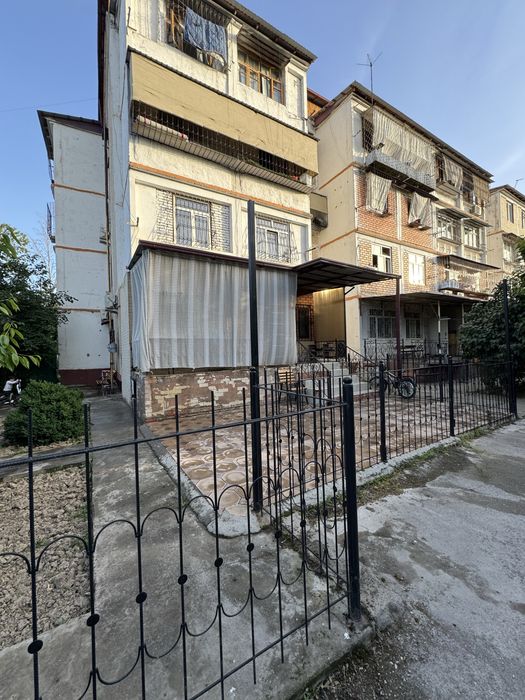 Manzil:  ShayhonToxur tumani Charxnovza 18dom. Mo’ljal tamojnaya insit