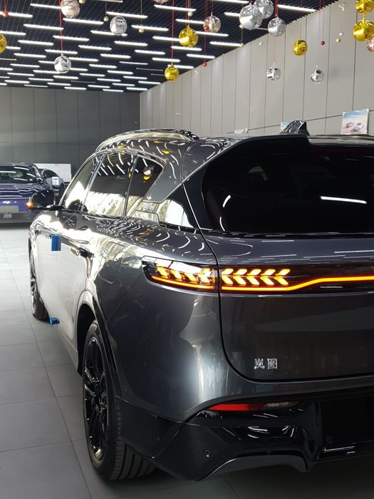 Voyah free. Apollo tech.Full. 4x4. Hybrid.