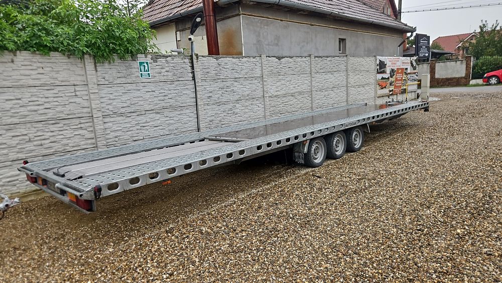 De inchiriat trailer dublu de 8,5 metri de 3500 kg pe 3 axe