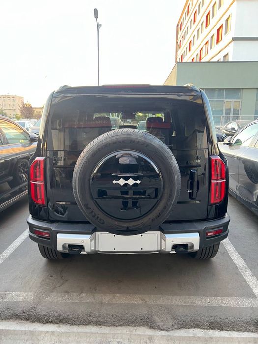 Leopard 5 hybrid  180km 2025