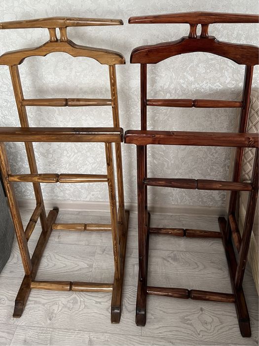 Продаются Напольные вешалки