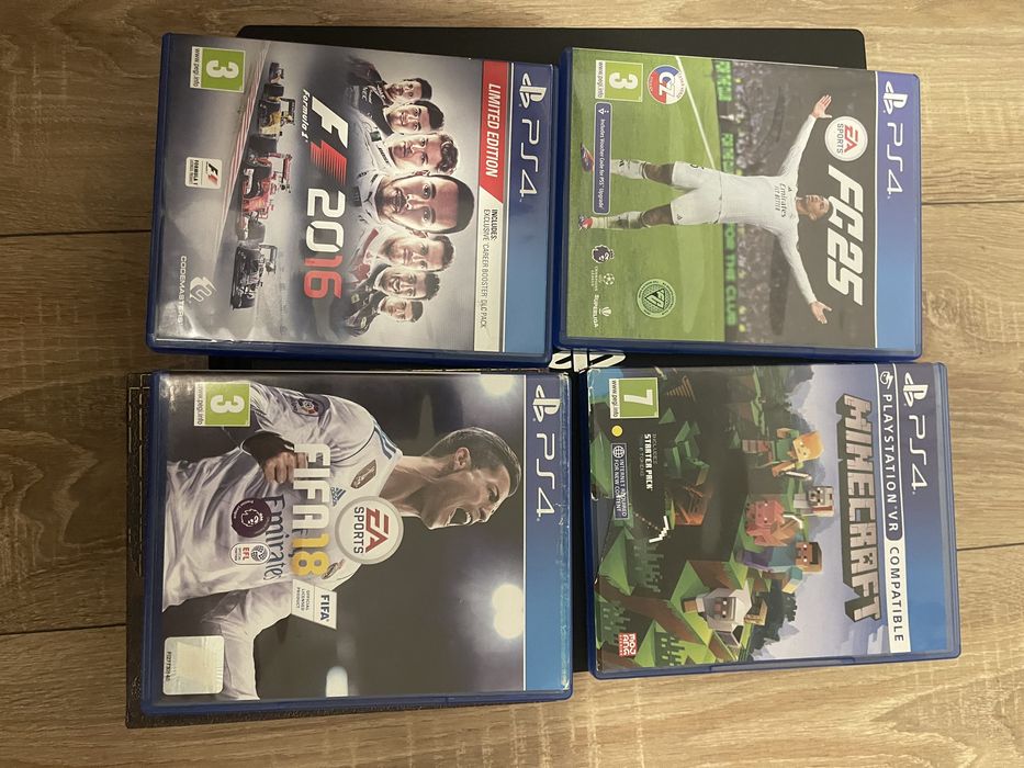 Se vinde PS4 , stare buna de functionare , arata ca in poze .