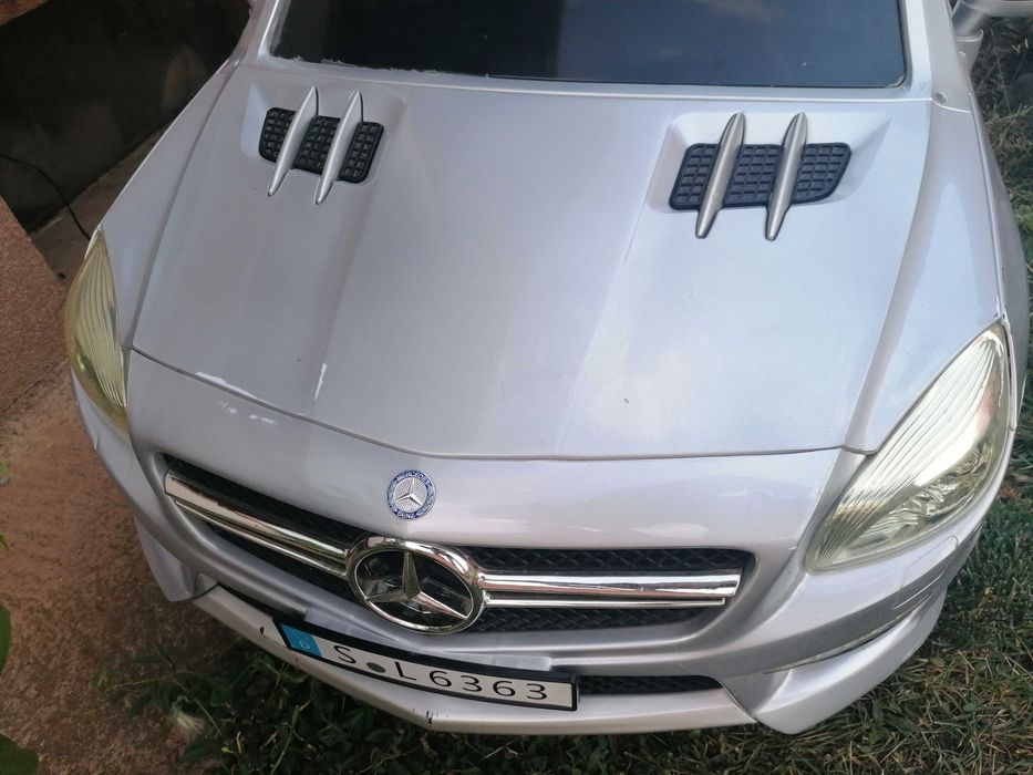 Акумулаторна кола Mercedes SL63 AMG