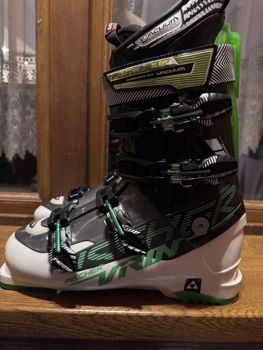 Горнолыжные ботинки Fisher