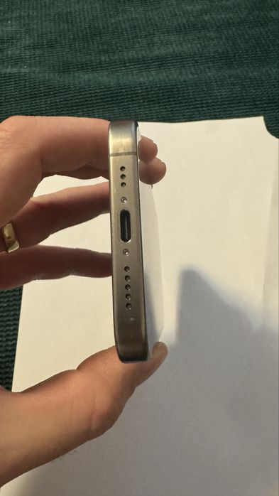 Iphone 15 pro 128 gb