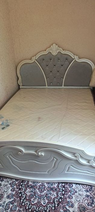 Spalni komplekt mebel