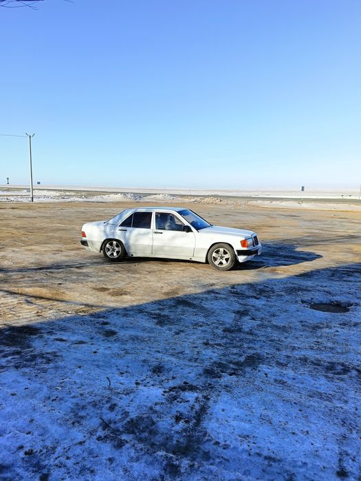 Мерс 190 об 2,3 карбюратор