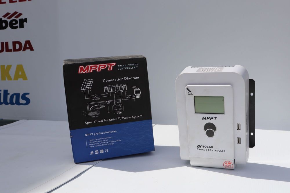 Regulator tensiune 40A pentru panou solar gard electric