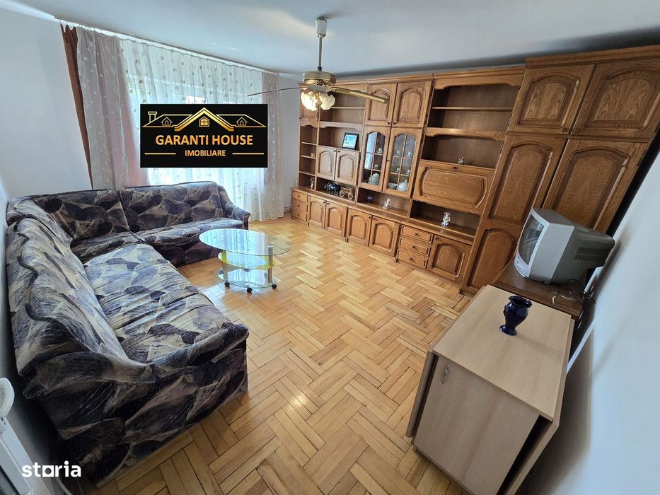 Victoriei, apartament cu 3 camere, decomandat — fotografia 1