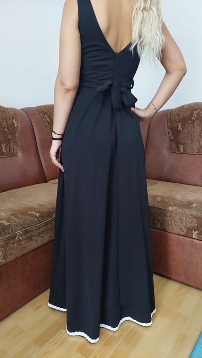 De vânzare rochițe.