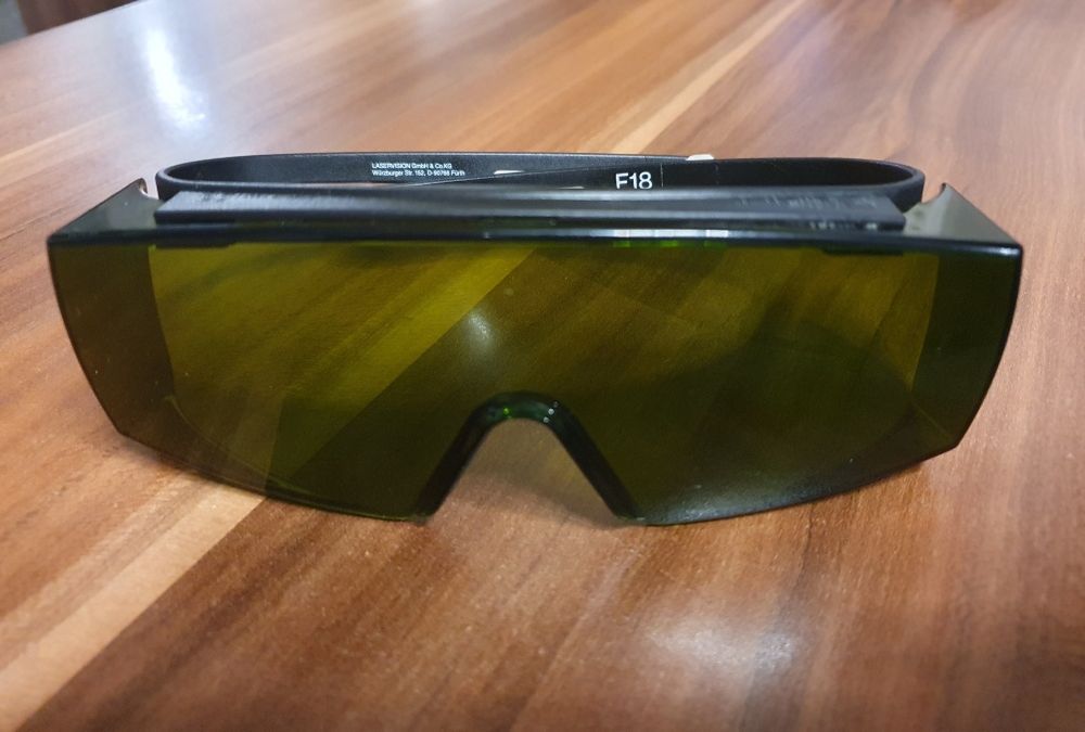Rama originala ochelari protecție laservision  pentru aparate laser.