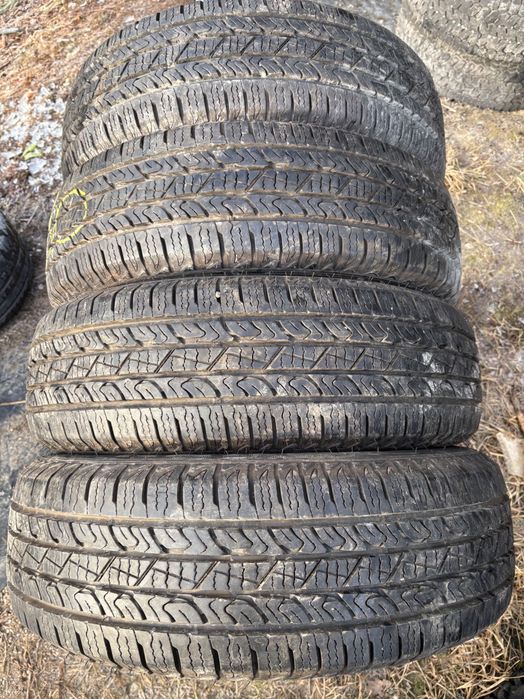 235/70 r17 ca noi 4 buc Nexen