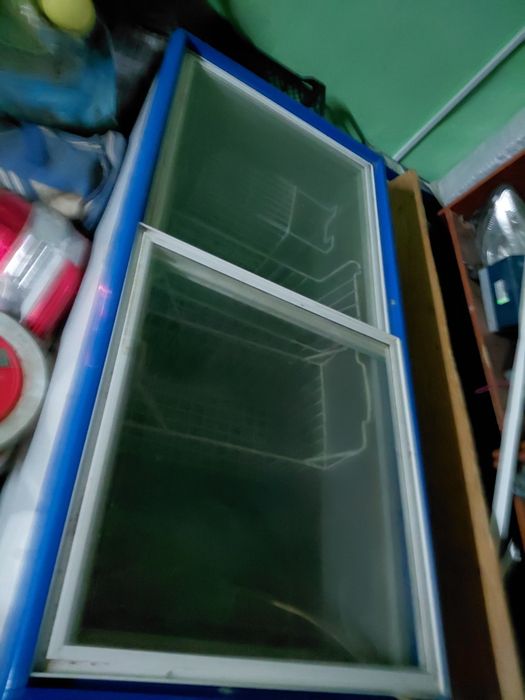 Продам морозильную камеру