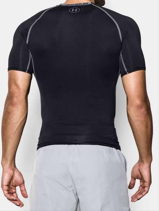 Мъжка компресионна теник UNDER ARMOR . Размер 2XL