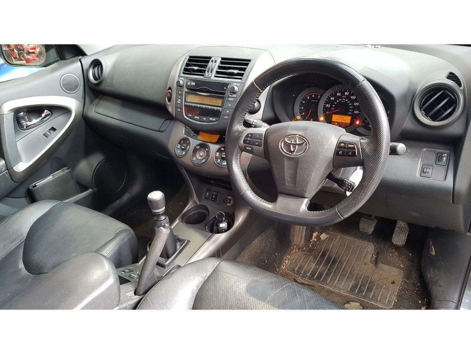 Toyota Avensis Тойота Авенсис Волан Волани т25 т27